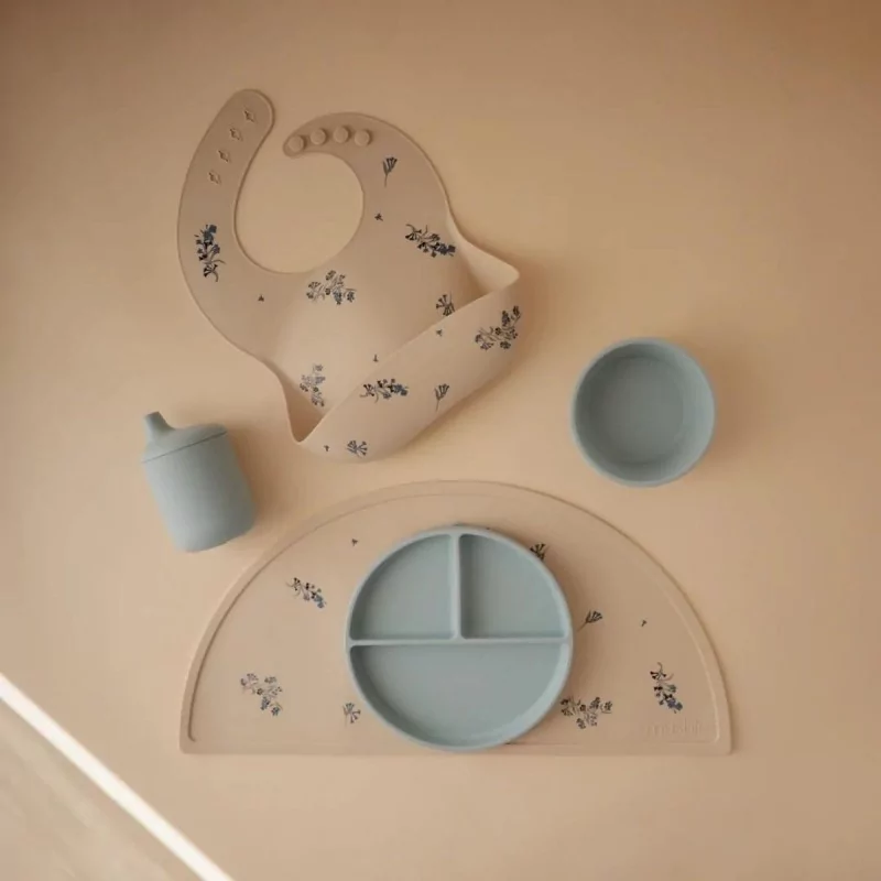 Mushie - Siliconen Bord met Vakjes - Powder Blue